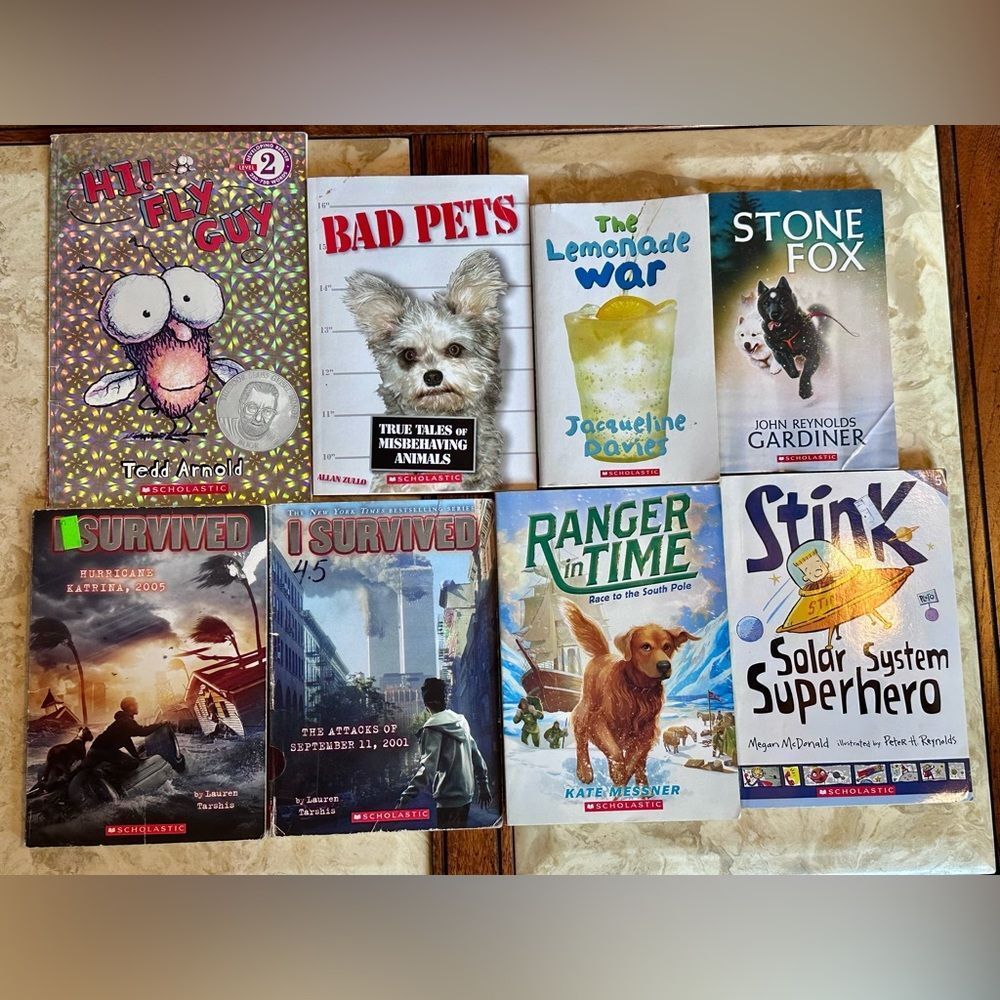 Scholastic Book Bundle - 8 Children’s Books